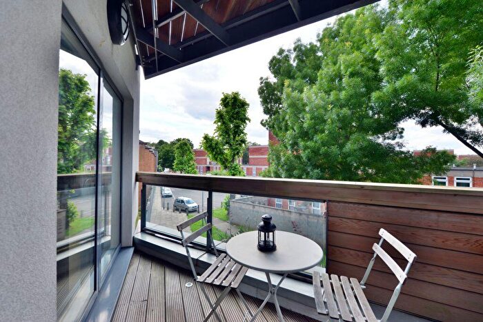 2 Bedroom Flat To Rent In Abbey Road, St Johns Wood, NW8