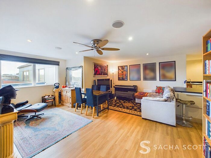 2 Bedroom Flat For Sale In Church Street, Epsom, KT17