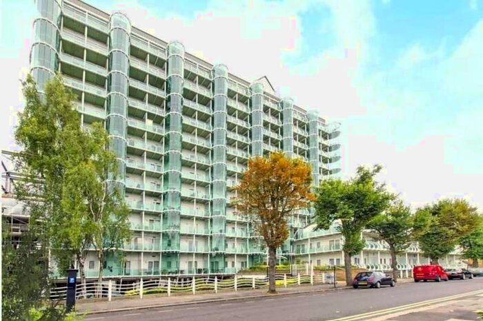2 Bedroom Apartment To Rent In Barnet, London, EN2