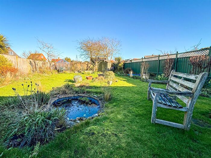 2 Bedroom Detached Bungalow For Sale In Bournemouth Road, Holland-On-Sea, Clacton-On-Sea, CO15