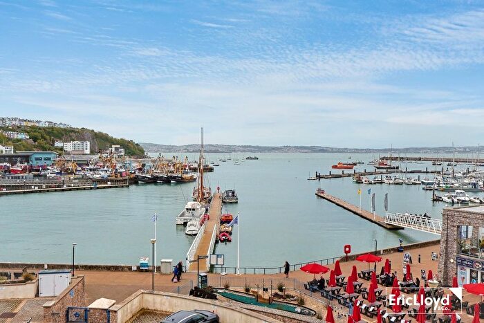 3 Bedroom Flat For Sale In Moorings Reach, Brixham, TQ5