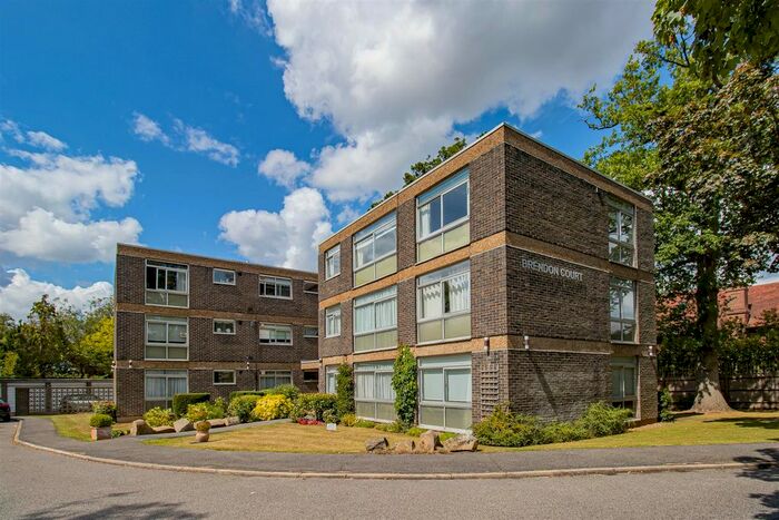 2 Bedroom Flat To Rent In Brendon Court, The Avenue, Radlett, WD7