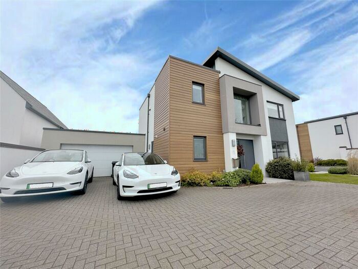 4 Bedroom Detached House To Rent In Exeter, Devon, EX2