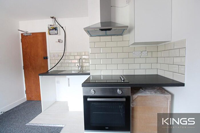 1 Bedroom Flat To Rent In Rockstone Lane, Southampton, SO14