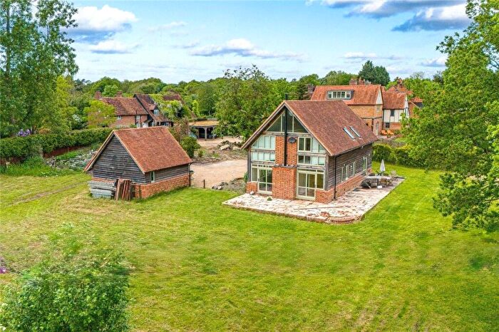 3 Bedroom Detached House To Rent In Denham Lane, Chalfont St. Peter, Gerrards Cross, Buckinghamshire, SL9