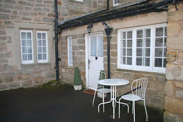 1 Bedroom Terraced House To Rent In Kiddal Hall, York Road, Leeds, West Yorkshire, LS14