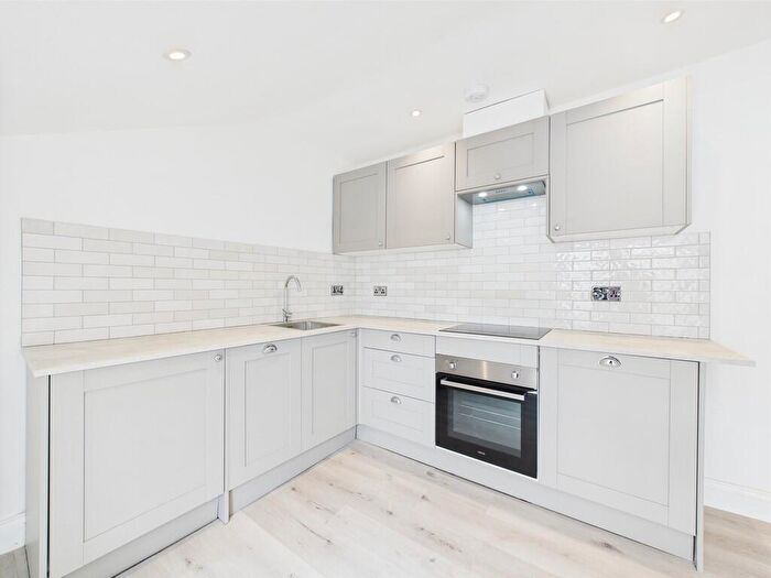 1 Bedroom Apartment To Rent In Montague Street, Worthing, BN11