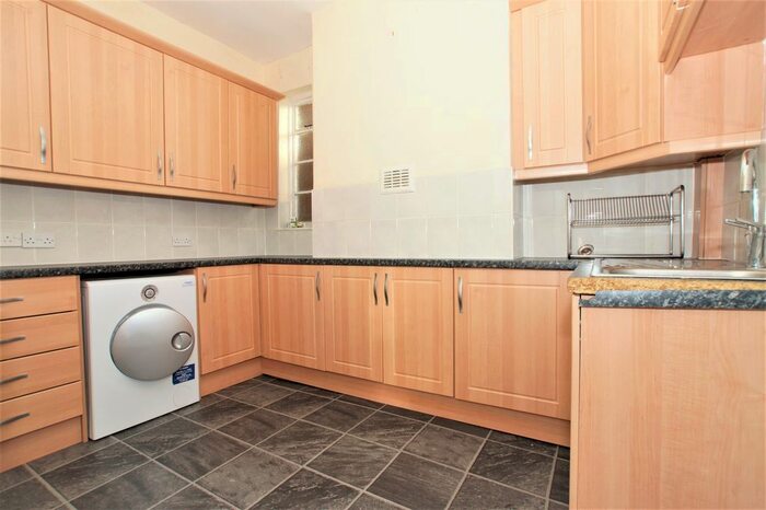 4 Bedroom Detached House To Rent In Brightwell Crescent, London, SW17