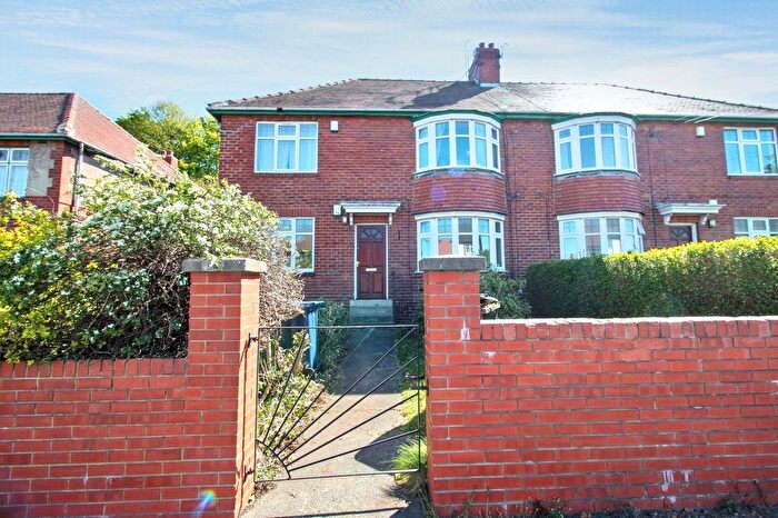 2 Bedroom Flat To Rent In Great North Road, Gosforth, Newcastle Upon Tyne, NE3