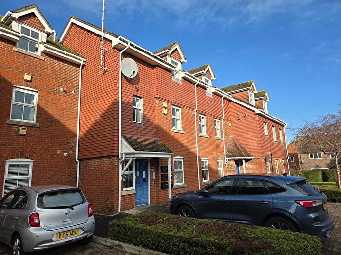 2 Bedroom Flat For Sale In College Hill, Steyning, BN44