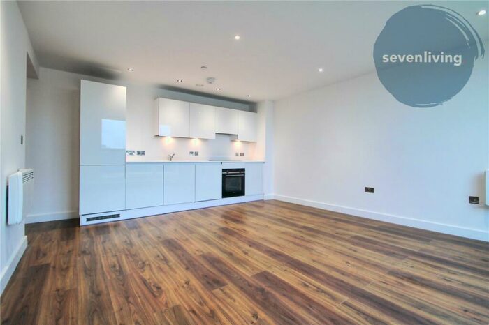 1 Bedroom Penthouse To Rent In The Grand Exchange, Market Street, Bracknell, Berkshire, RG12