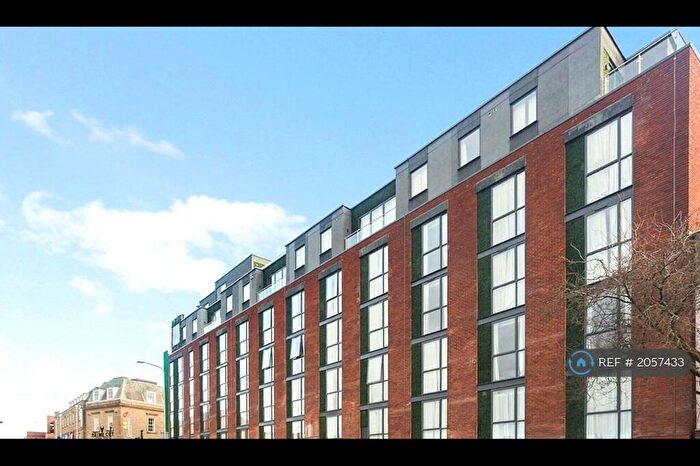 1 Bedroom Flat To Rent In Churchill Way, Macclesfield, SK11