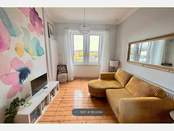 1 Bedroom Flat To Rent In Logie Green Road, Edinburgh, EH7