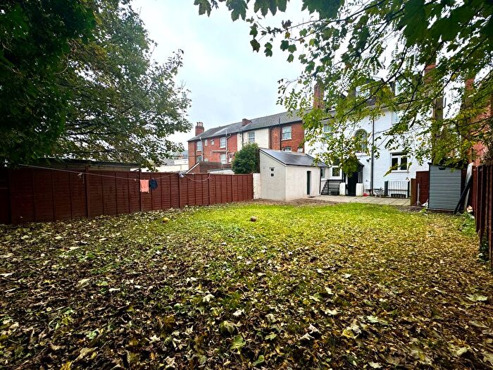1 Bedroom Flat To Rent In Waylen Street, Reading, RG1
