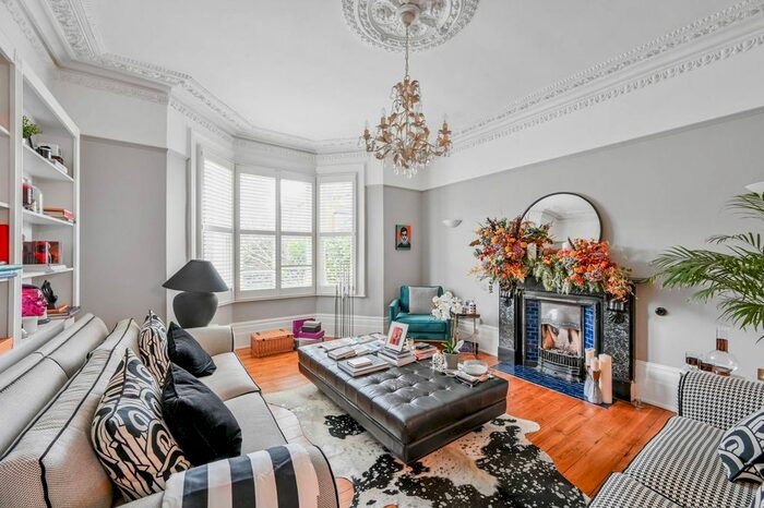 6 Bedroom Terraced House To Rent In Lewin Road, Streatham, London, SW16