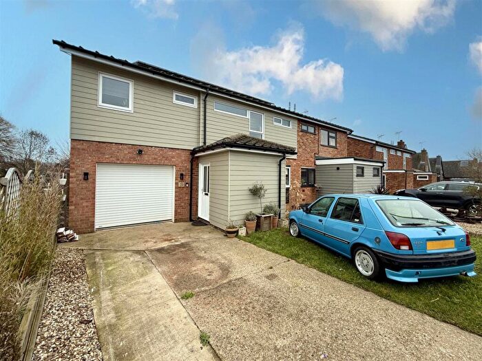 4 Bedroom Semi Detached House For Sale In Chainhouse Road, Needham Market, IP6