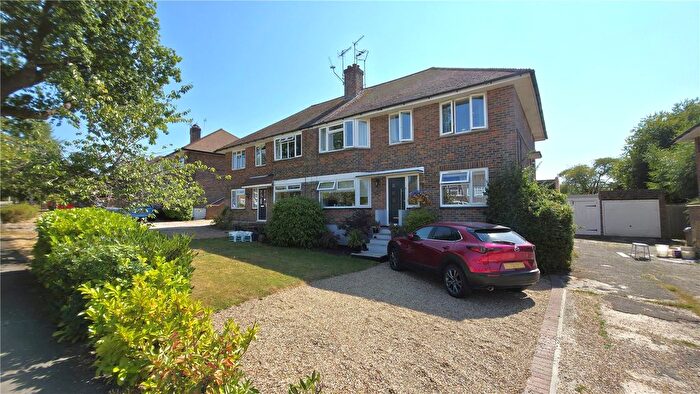 2 Bedroom Maisonette To Rent In East Grinstead, West Sussex, RH19