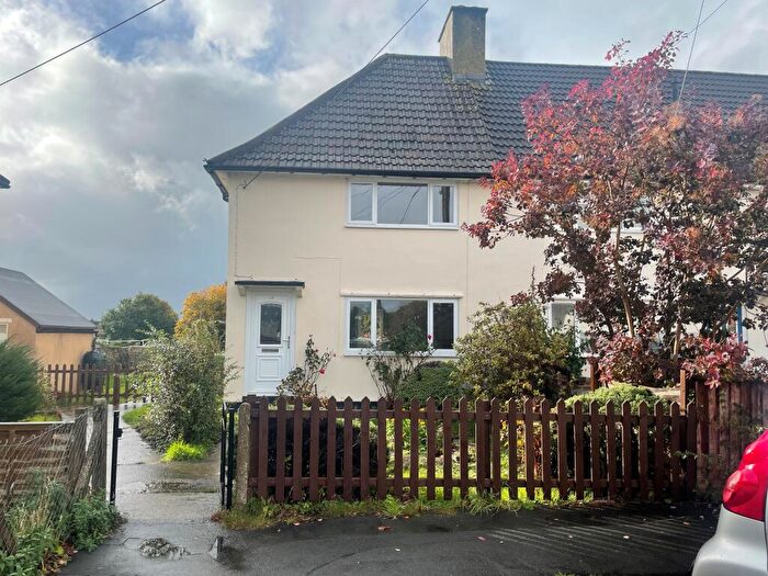 3 Bedroom Semi-Detached House To Rent In Barley Close, Wells, BA5