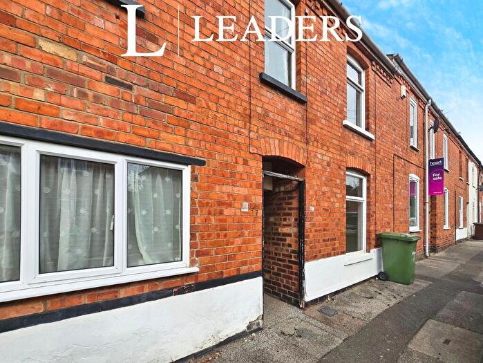 3 Bedroom Terraced House To Rent In Good Lane, LN1