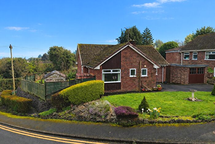 3 Bedroom Detached House For Sale In Fitzosborn Close, Chepstow, NP16