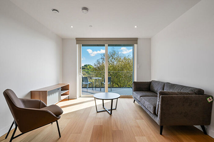 3 Bedroom Apartment To Rent In Beam House, Tottenham Hale London, N17