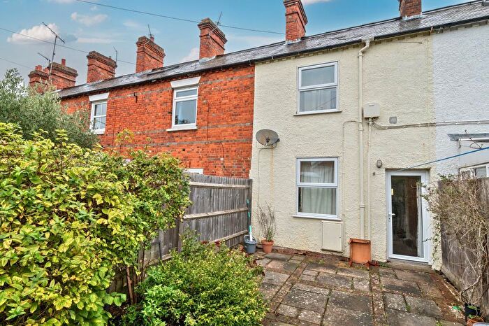2 Bedroom Terraced House For Sale In Newbury, Berkshire, RG14