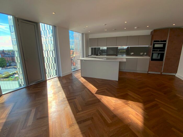 3 Bedroom Flat To Rent In Owen Street, Manchester, M15