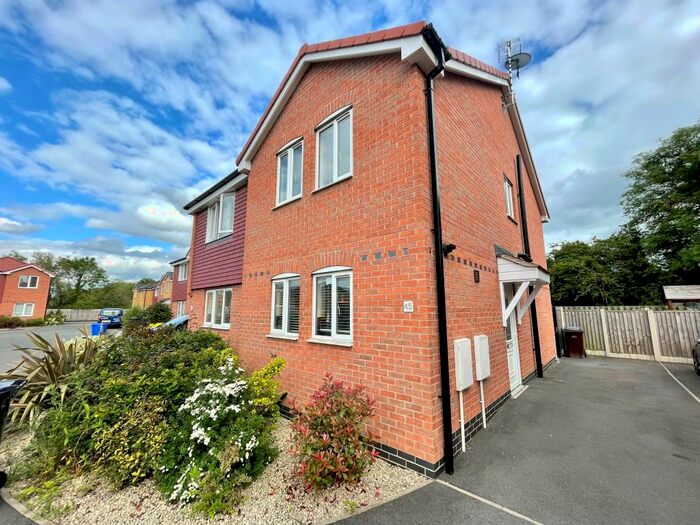2 Bedroom Semi-Detached House To Rent In Dunbar Close, Long Eaton, NG10