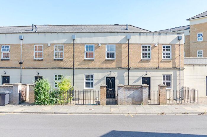 2 Bedroom Terraced House To Rent In Bishopfields Drive, Leeman Road, York, YO26