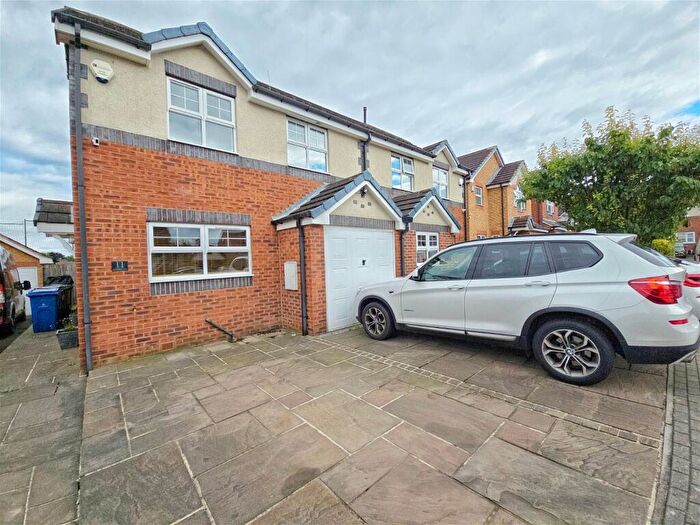 3 Bedroom Semi-Detached House For Sale In Old School Court, Barugh Green, Barnsley, S75