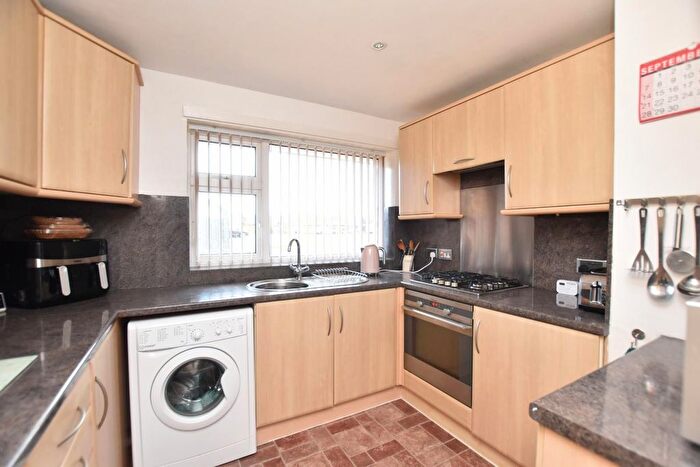 2 Bedroom Semi-Detached Bungalow For Sale In Beverley Gardens, Dymchurch, TN29