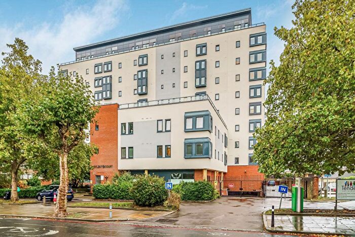 1 Bedroom Flat To Rent In London Road, London, SW16