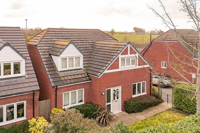 4 Bedroom Detached House For Sale In Finedon Road, Burton Latimer, Kettering, NN15