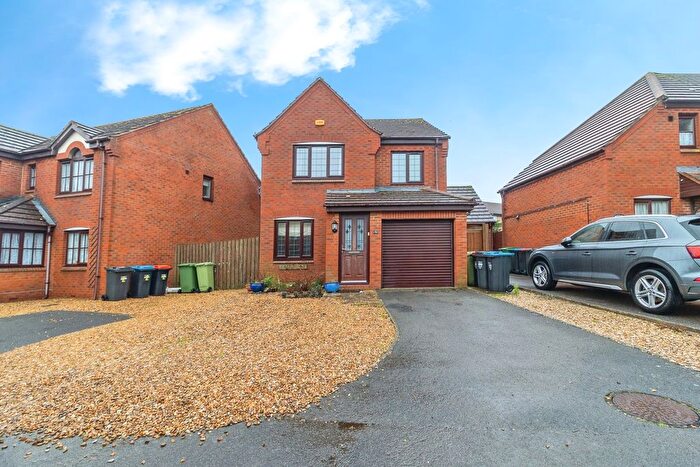 3 Bedroom Detached House For Sale In Chillingham Court, Milton Keynes, Buckinghamshire, MK5