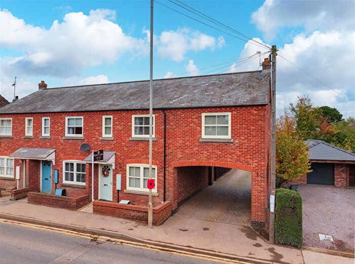 4 Bedroom End Of Terrace House For Sale In High Street, Gosberton, Spalding, PE11