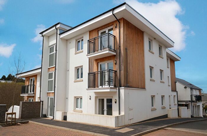 2 Bedroom Flat For Sale In Tamworth Close, Ogwell, Newton Abbot, TQ12