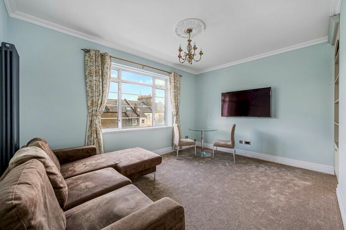 2 Bedroom Flat To Rent In Barons Keep, Gliddon Road, W14