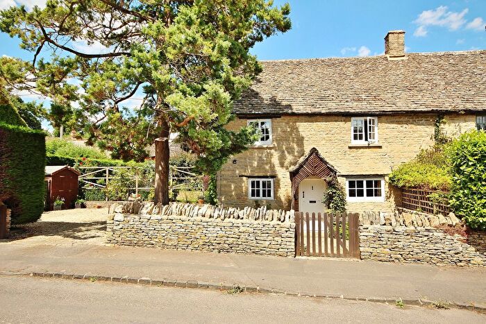 3 Bedroom Cottage For Sale In Butlers Cottage, Ramsden, OX7