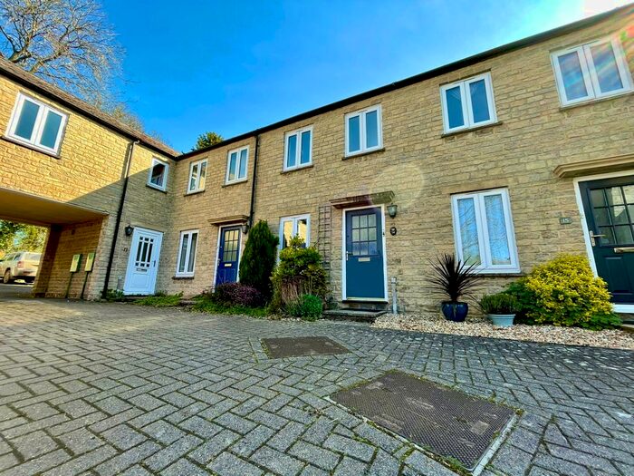 2 Bedroom Terraced House To Rent In Cotshill Gardens, Chipping Norton, OX7