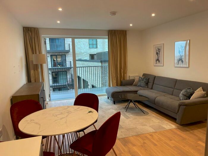 1 Bedroom Flat To Rent In Accolade Avenue, Southall, UB1