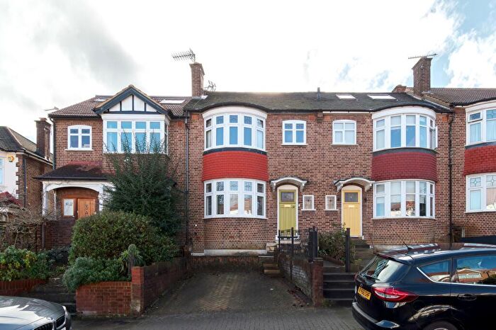 3 Bedroom Terraced House For Sale In Eylewood Road, London, SE27