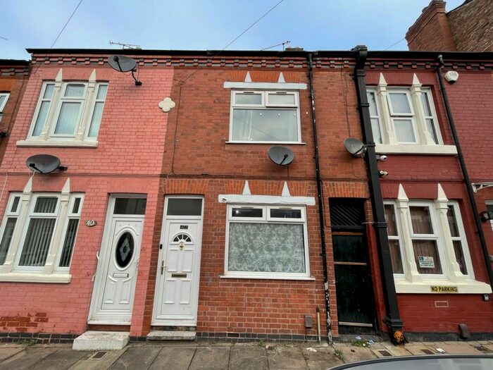 3 Bedroom Terraced House To Rent In Mount Road, Leicester, LE5