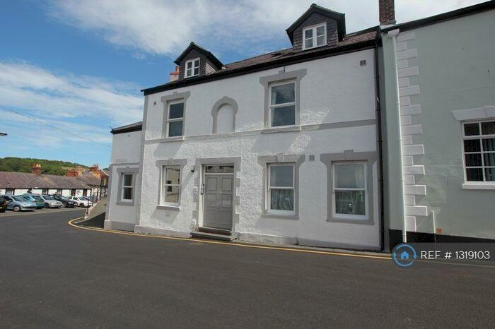 1 Bedroom Flat To Rent In Crown House, Denbigh, LL16