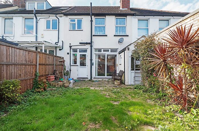 3 Bedroom Terraced House For Sale In Woldham Road, Bromley, BR2