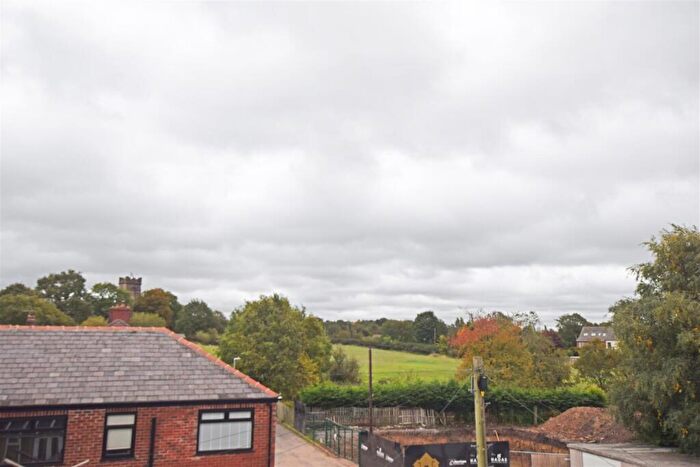 4 Bedroom Terraced House For Sale In Rochdale Road, Middleton, Manchester, M24