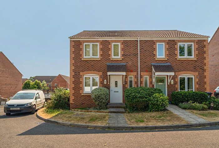 3 Bedroom Semi-Detached House For Sale In Green Crescent, Frampton Cotterell, Bristol, Gloucestershire, BS36