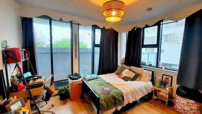 4 Bedroom Apartment To Rent In Cambridge Road, London, NW6