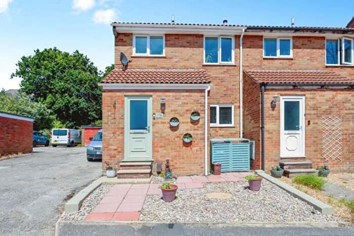 3 Bedroom Semi Detached House For Sale In Aspen Gardens, Poole, Dorset, BH12