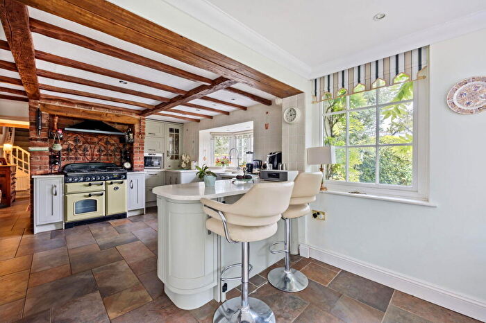 4 Bedroom Detached House For Sale In Middlemoor, Tavistock, PL19
