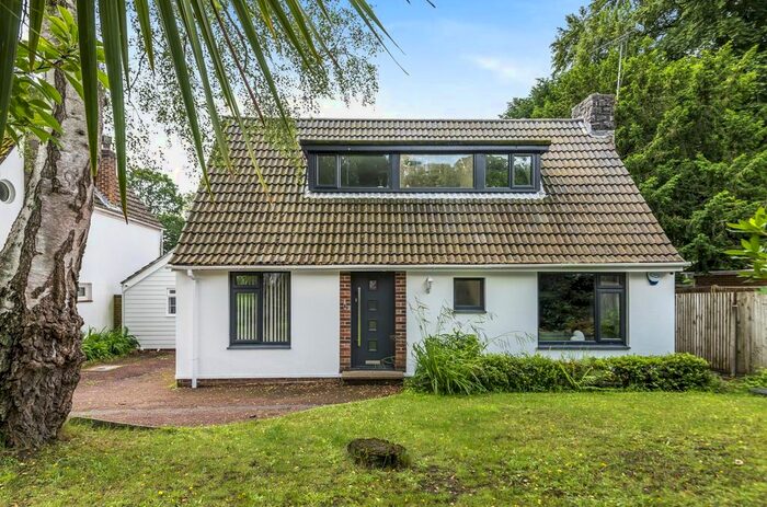 4 Bedroom Detached House To Rent In Woodlands Close, Hiltingbury, Chandler's Ford, SO53